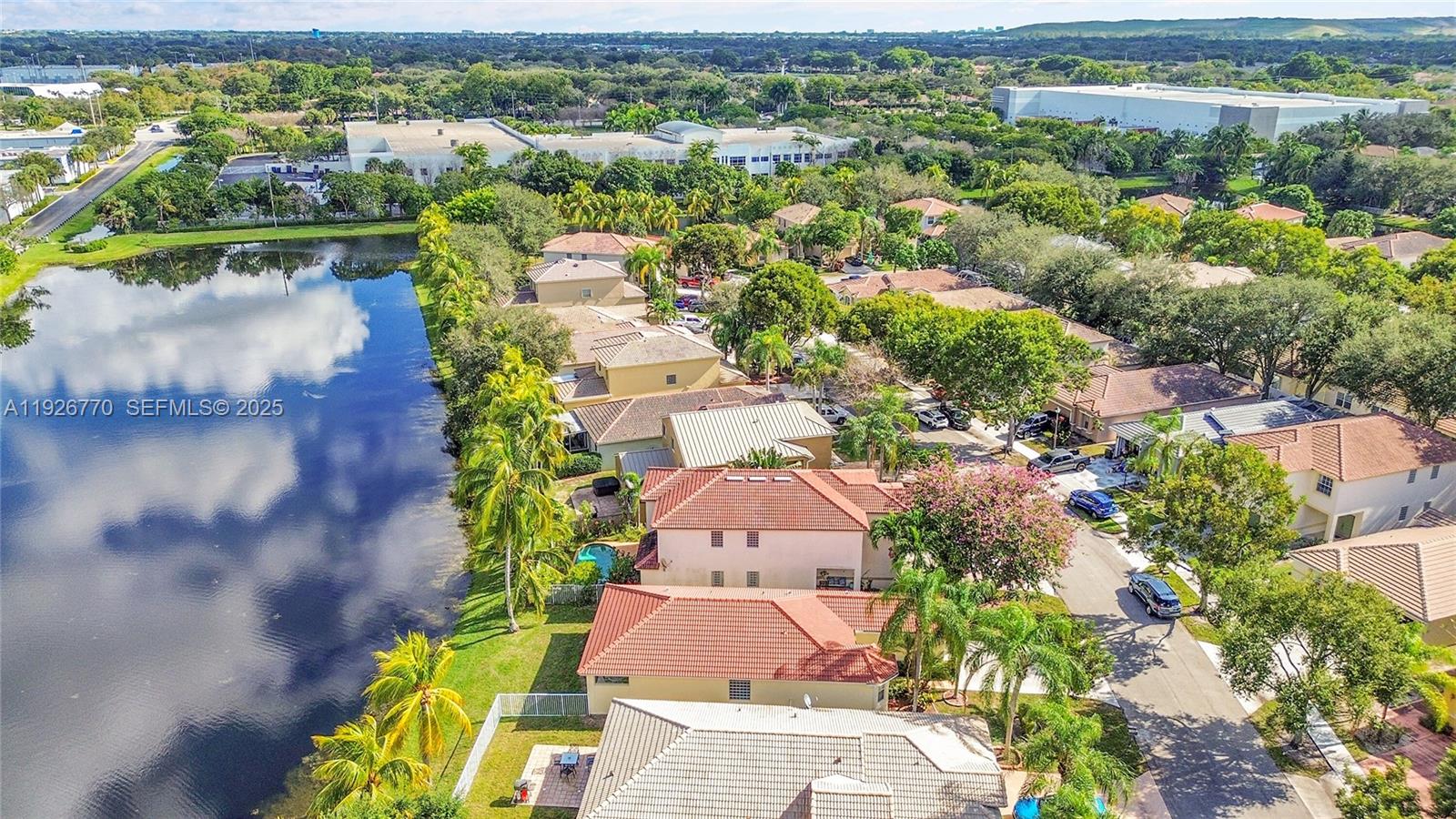 REGENCY LAKES AT COCONUT - Residential