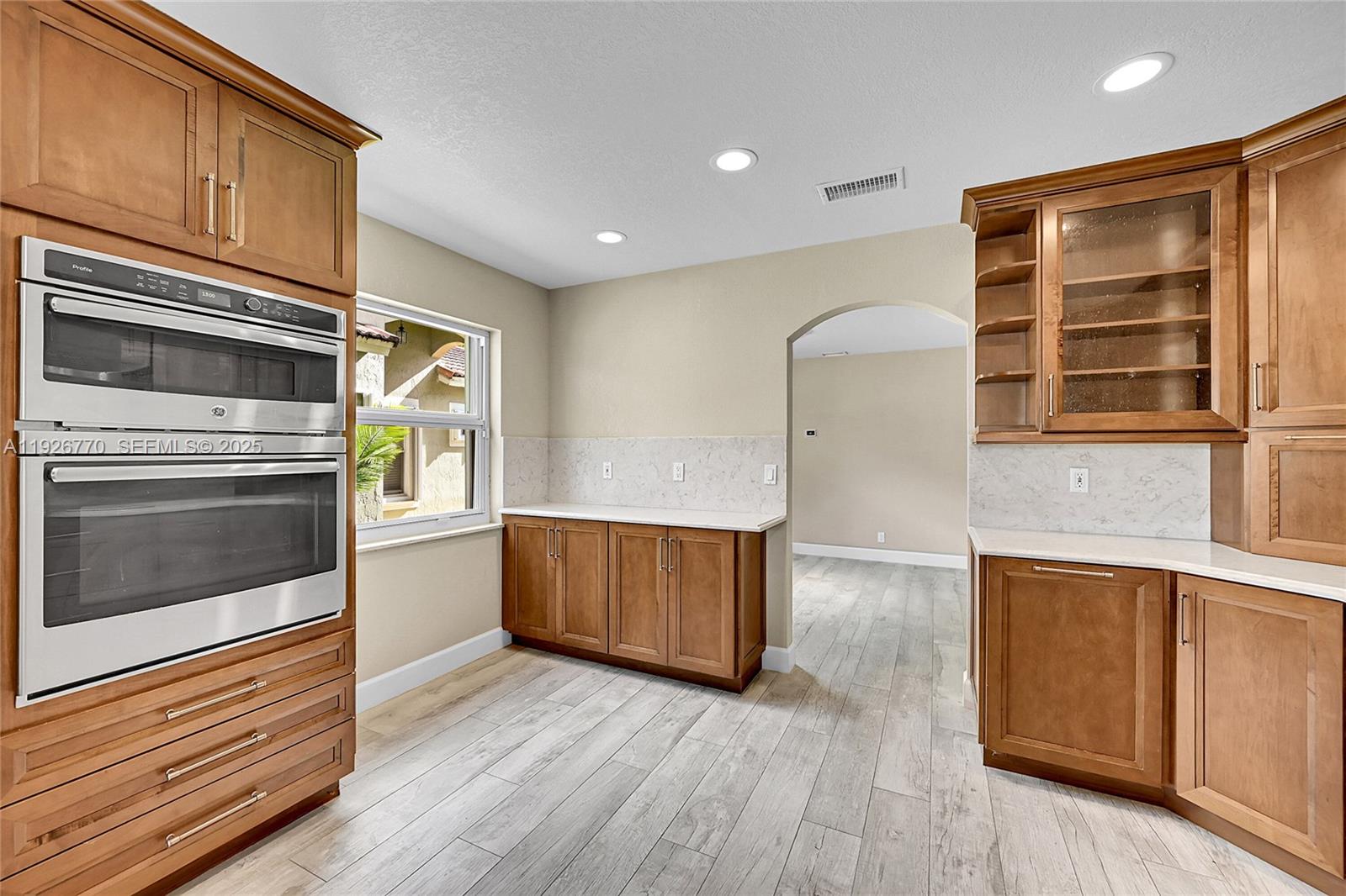 REGENCY LAKES AT COCONUT - Residential