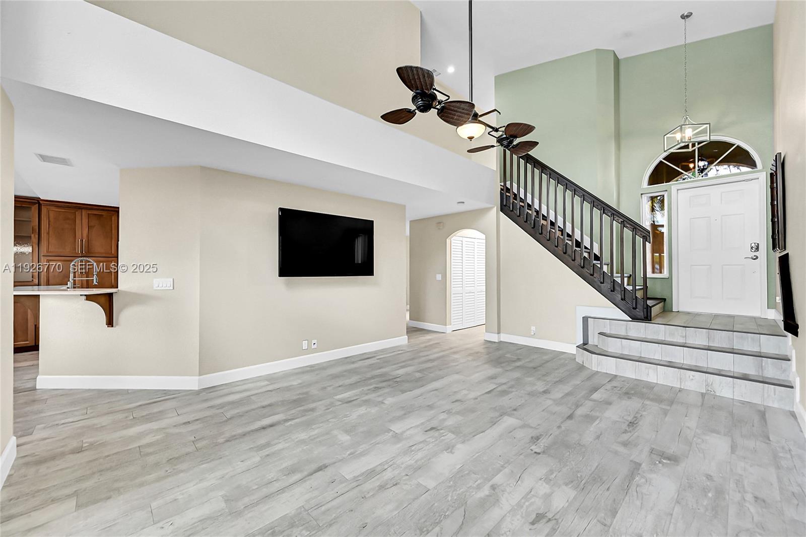 REGENCY LAKES AT COCONUT - Residential