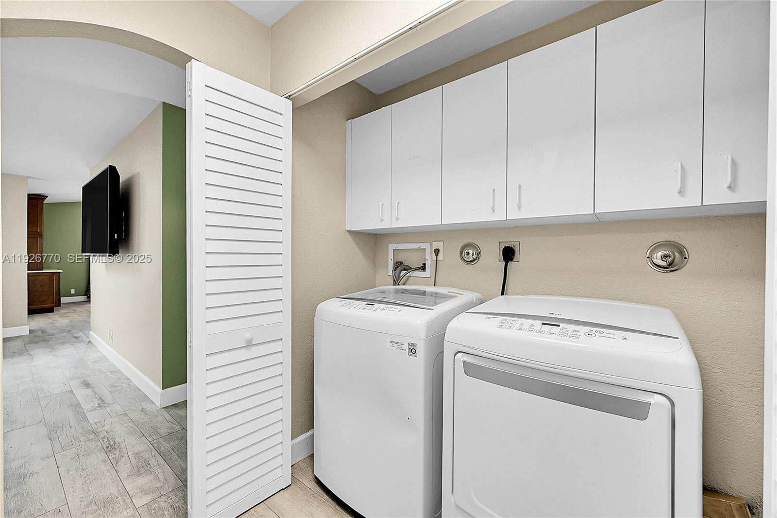 REGENCY LAKES AT COCONUT - Residential