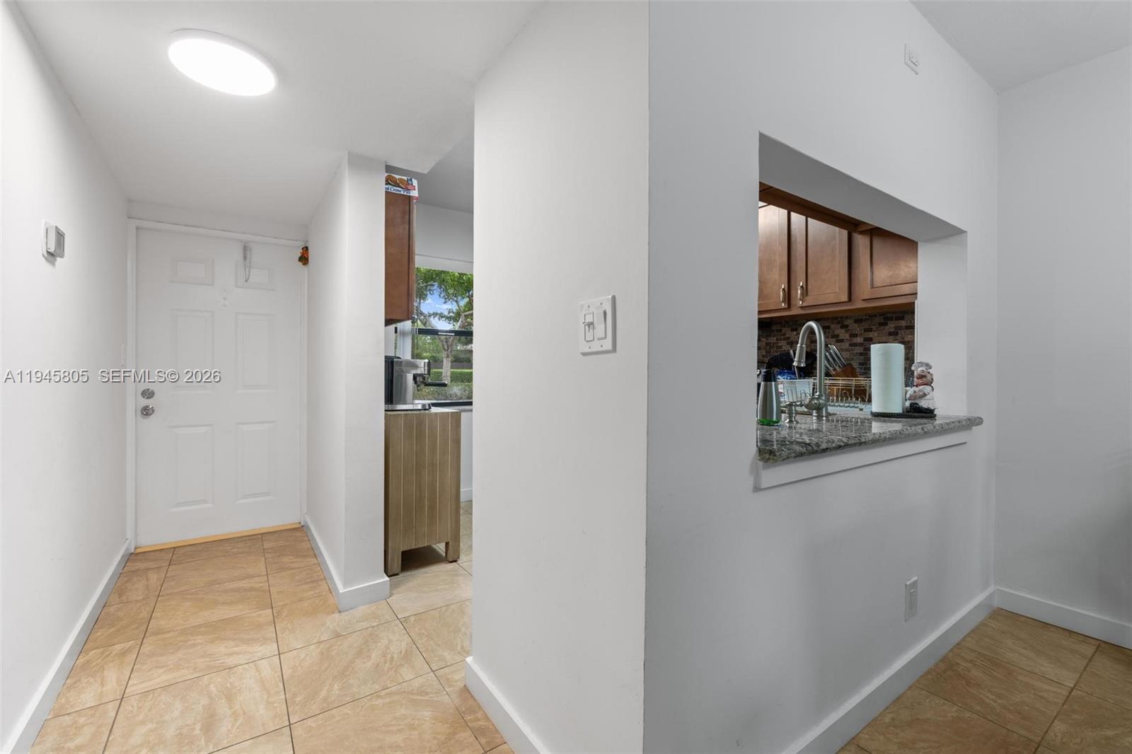 10005 S Winding Lake Rd 106