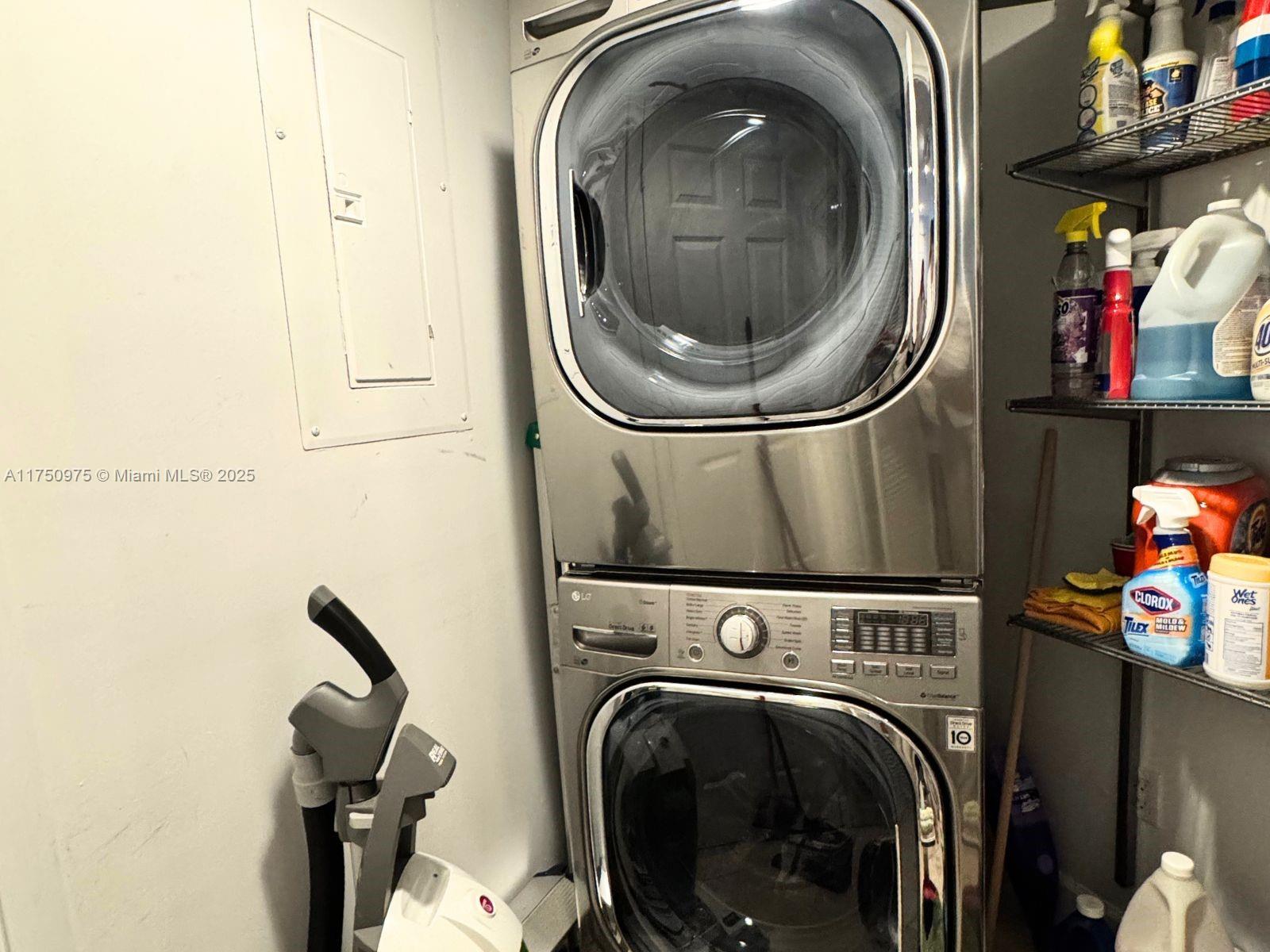 55 MERRICK CONDO - Residential Lease