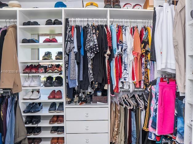 CORAL BAY SEC C - Residential