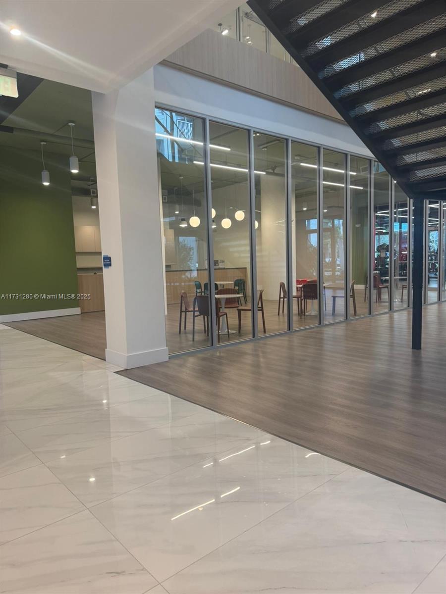 MIDTOWN AT DORAL - Residential