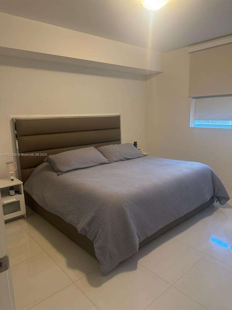 MIDTOWN AT DORAL - Residential