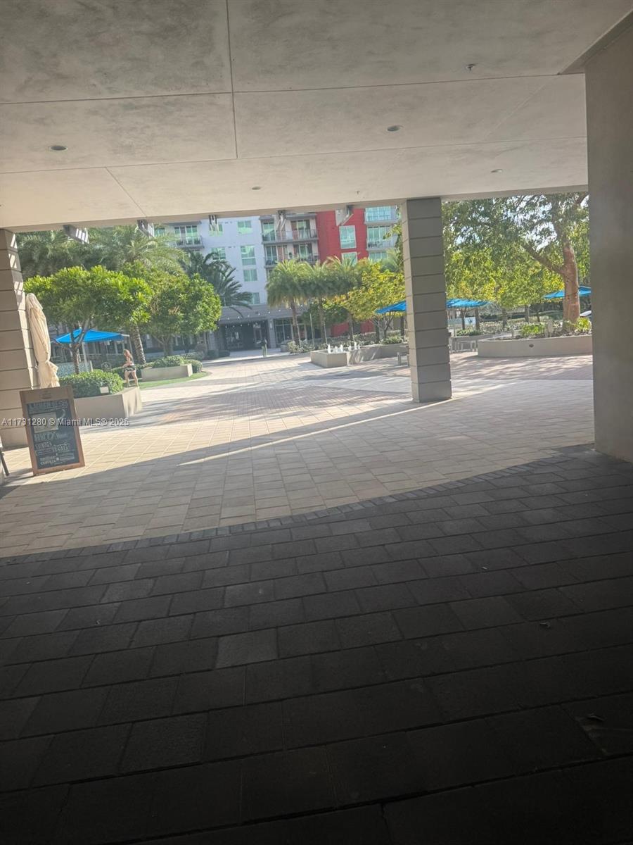 MIDTOWN AT DORAL - Residential