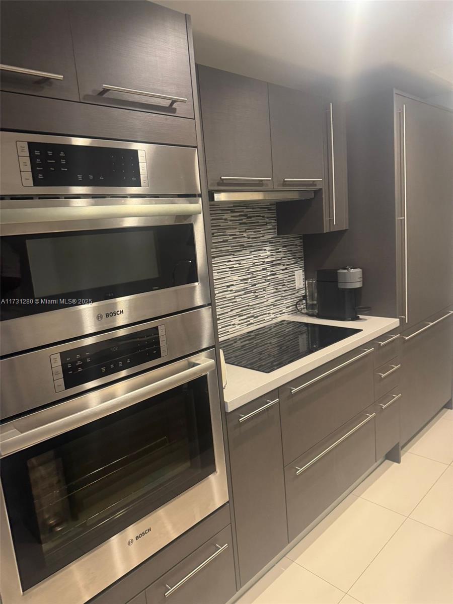 MIDTOWN AT DORAL - Residential