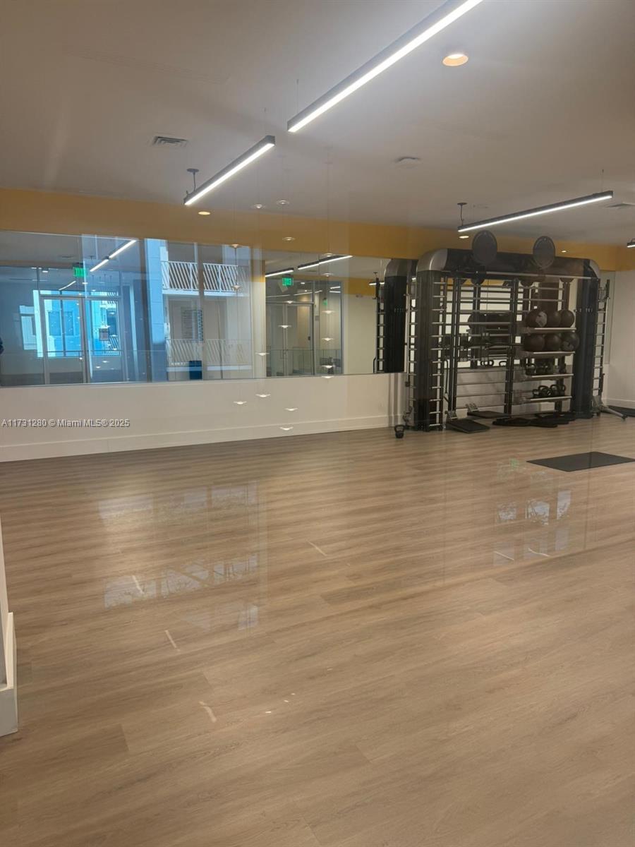 MIDTOWN AT DORAL - Residential