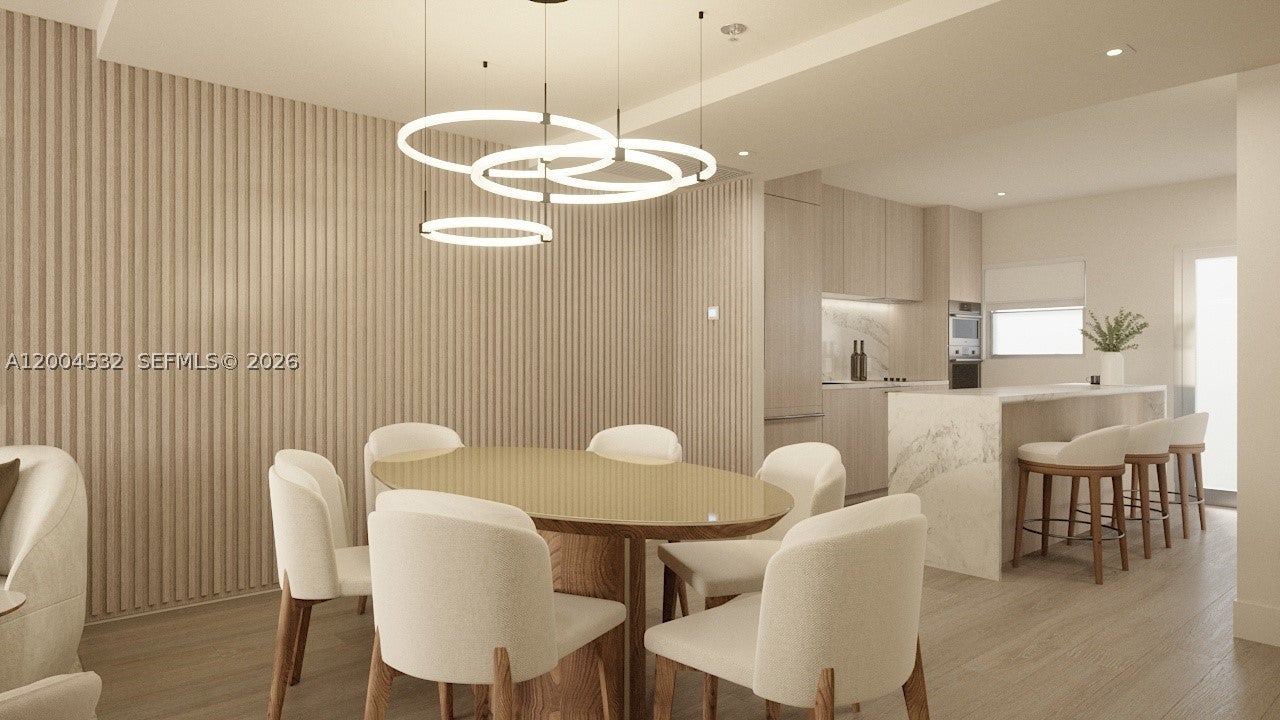 250 Collins Ave 109