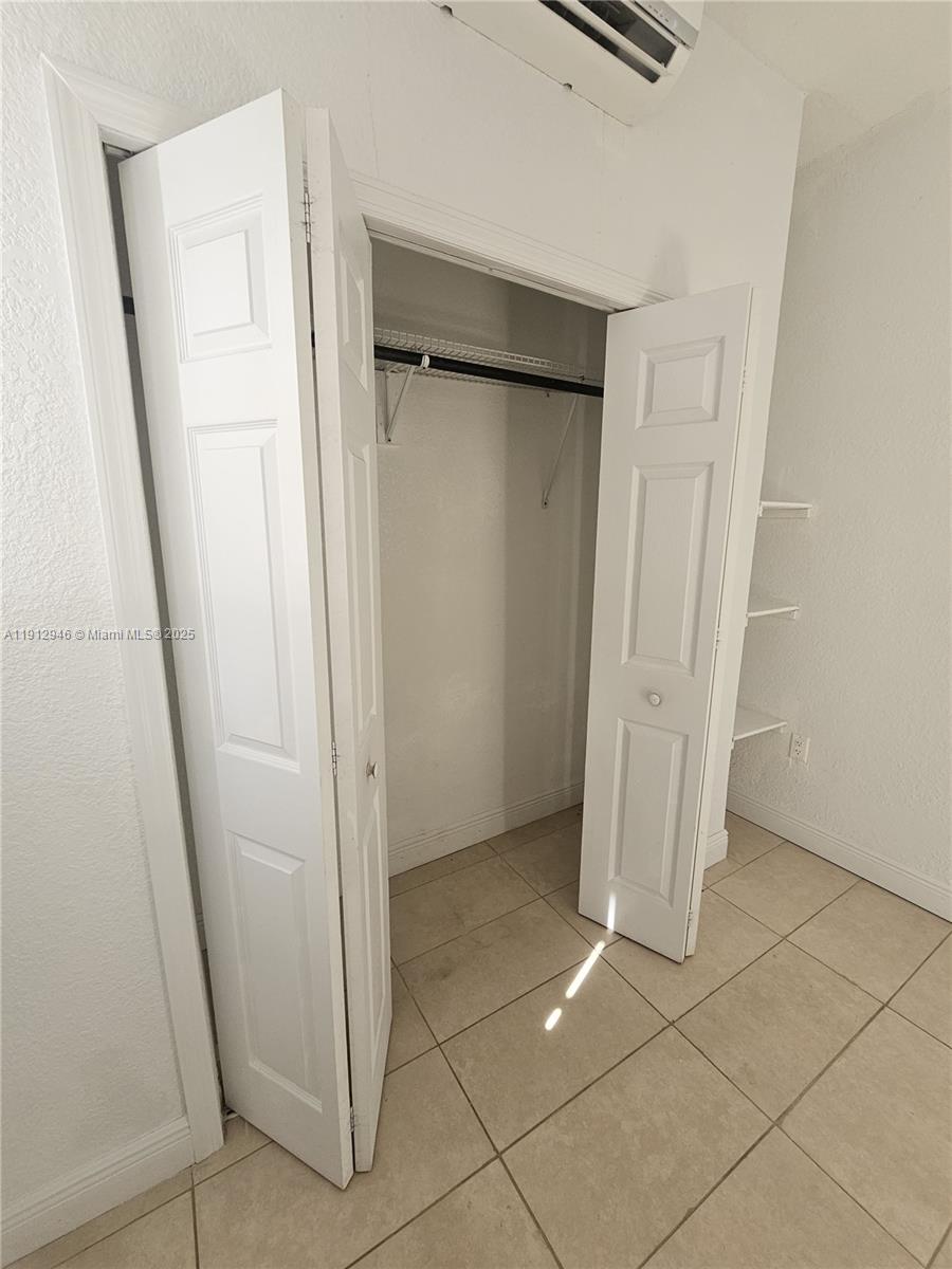 HIALEAH 54 TH STREET ADDN - Residential Lease