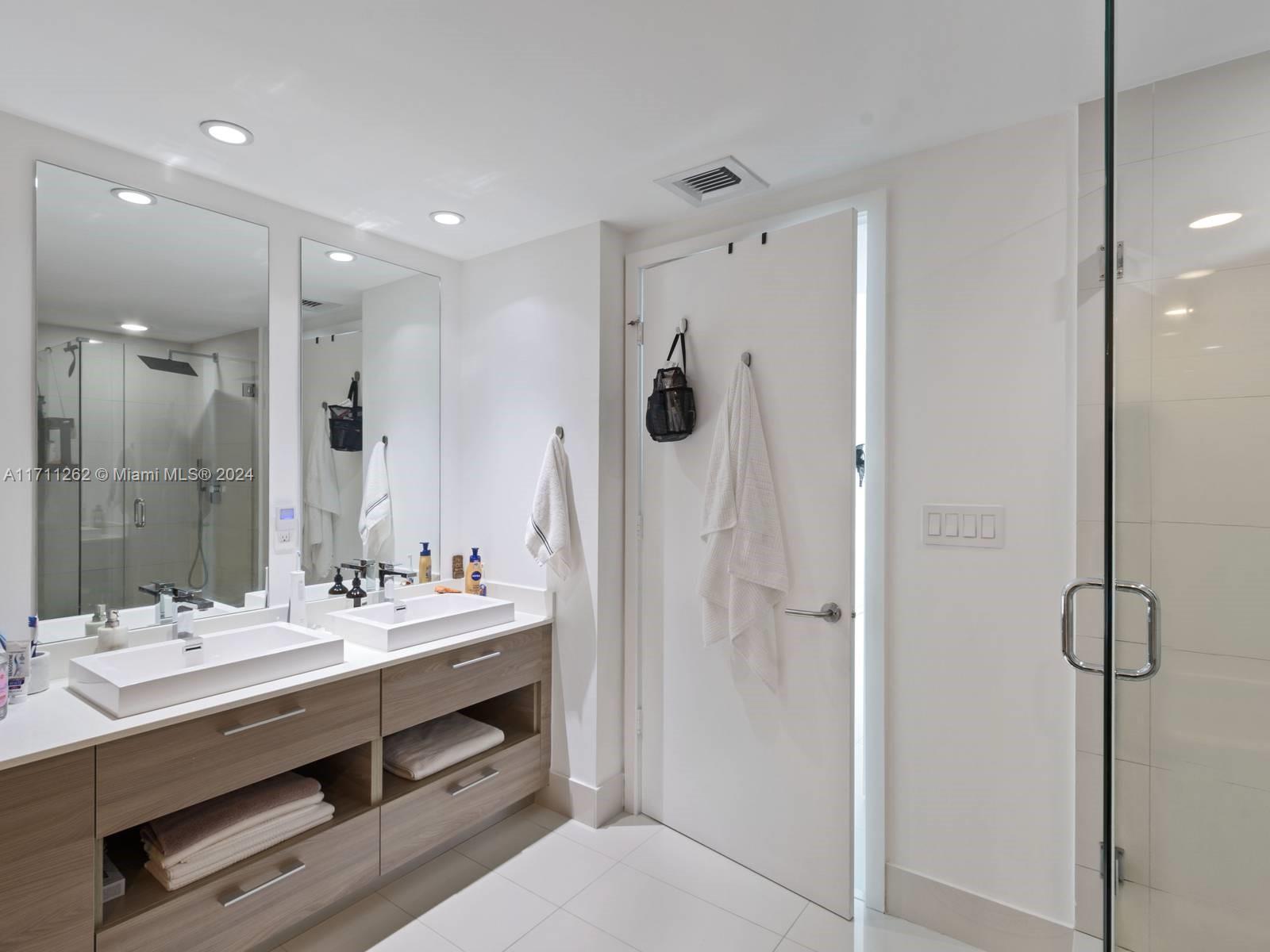 1300 S MIAMI AVENUE CONDO - Residential