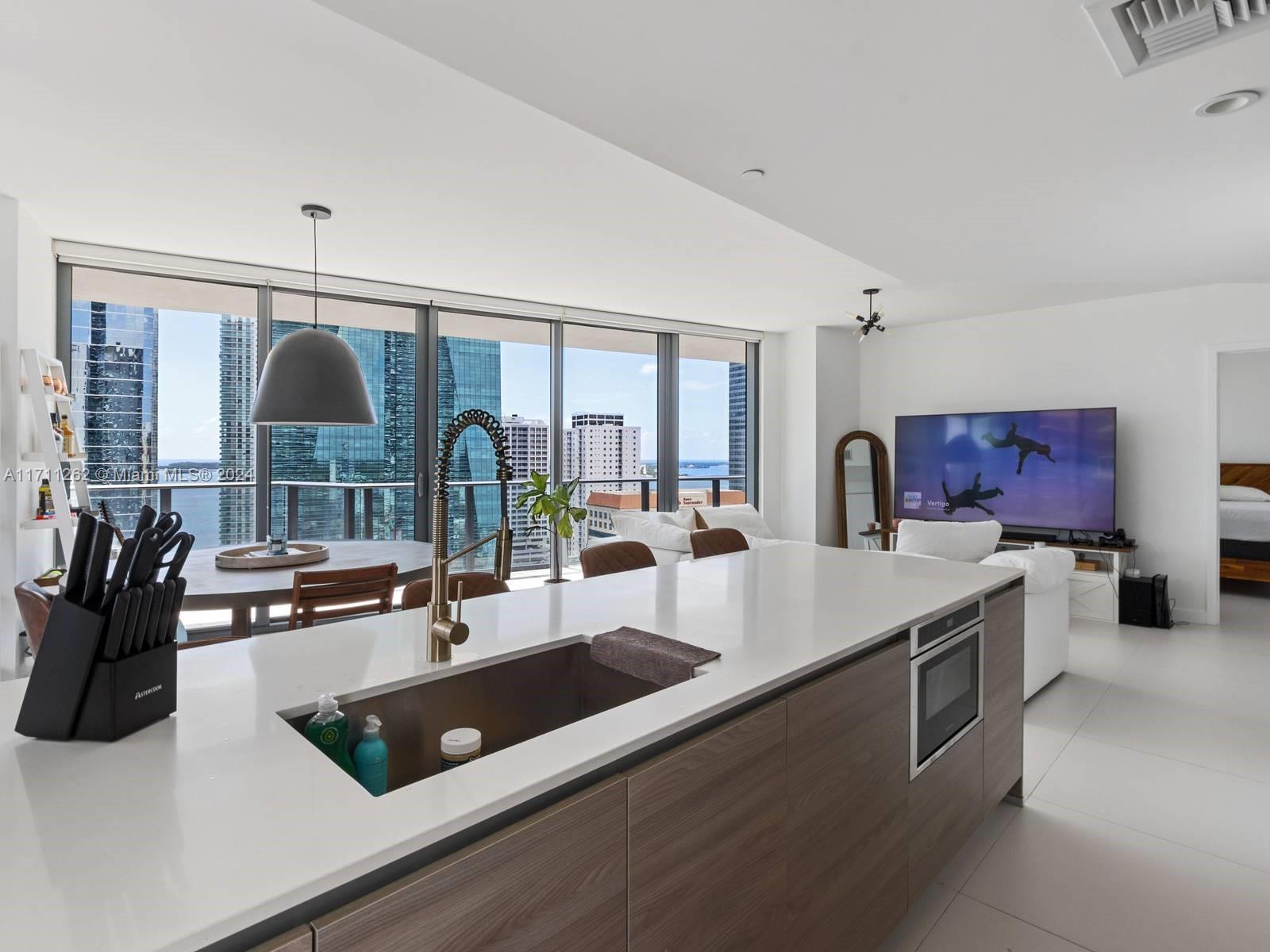 1300 S MIAMI AVENUE CONDO - Residential