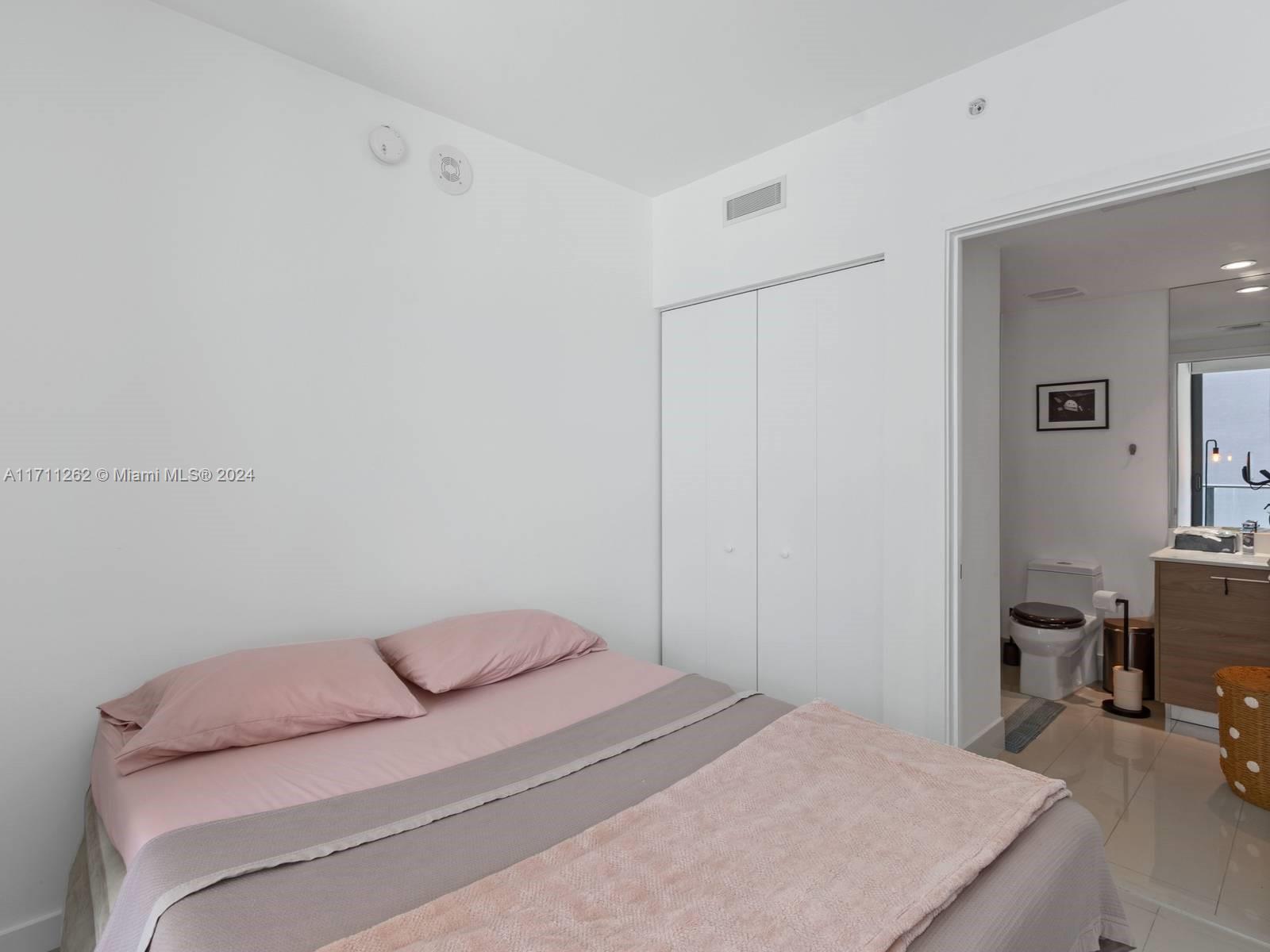 1300 S MIAMI AVENUE CONDO - Residential