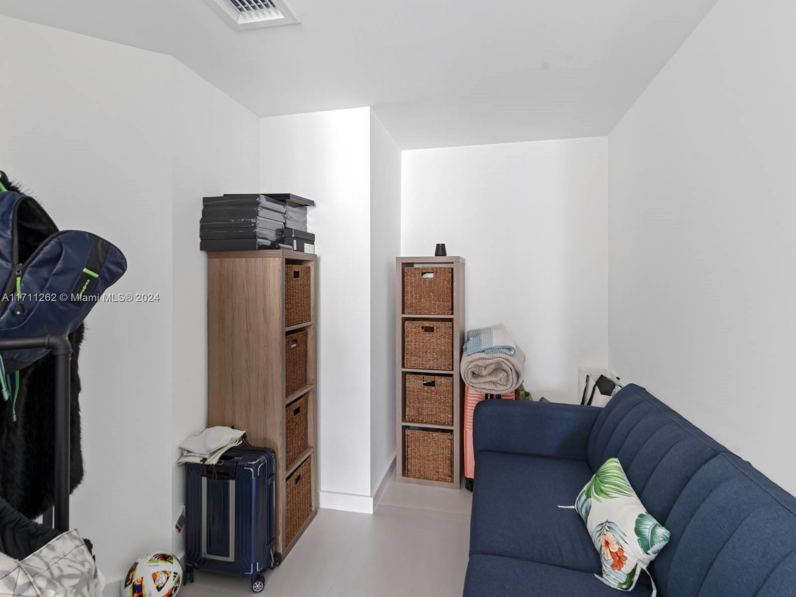 1300 S MIAMI AVENUE CONDO - Residential