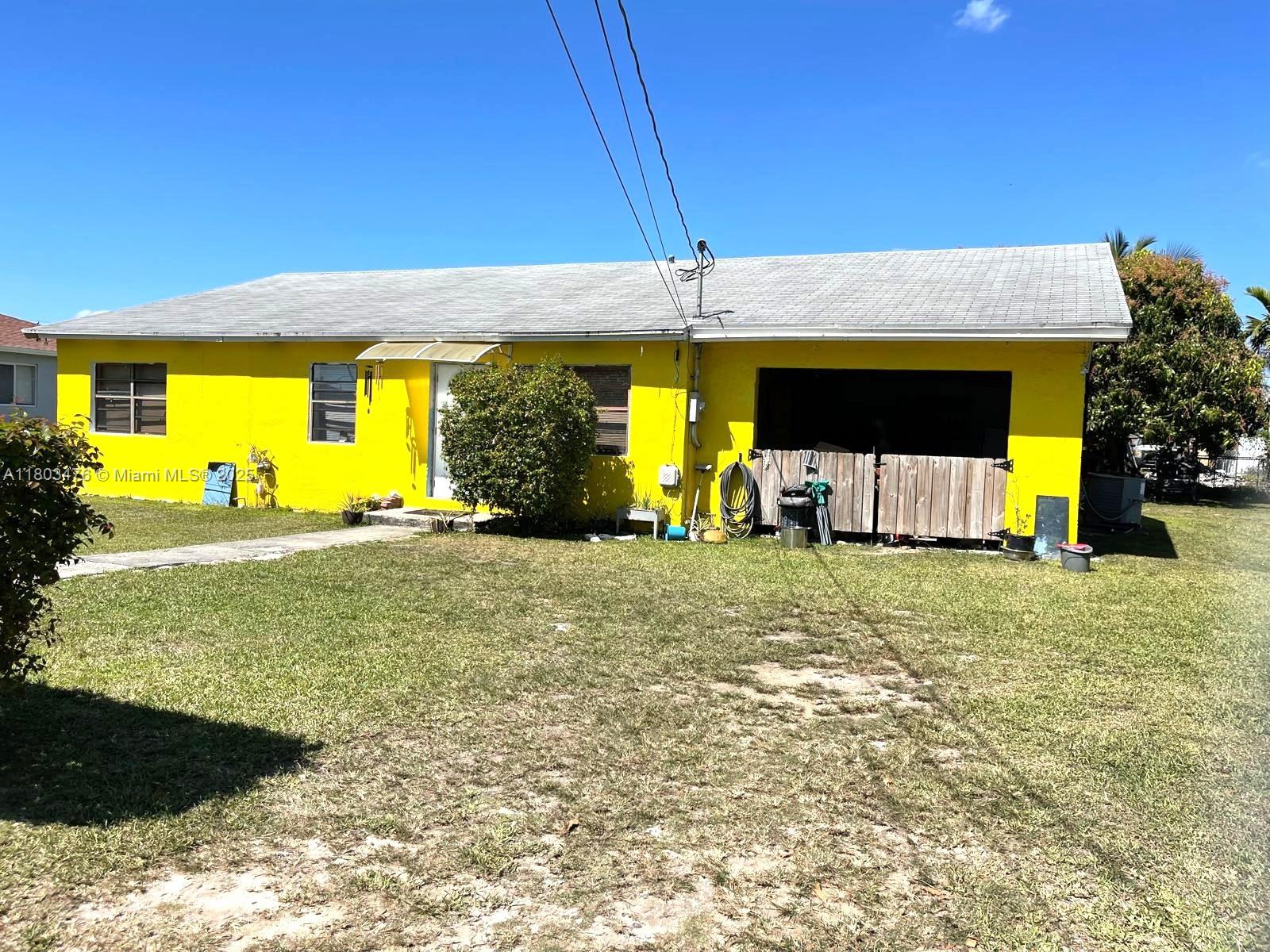 12035 Sw 214th Ter, Miami, Broward County, Florida - 4 Bedrooms  
2 Bathrooms - 