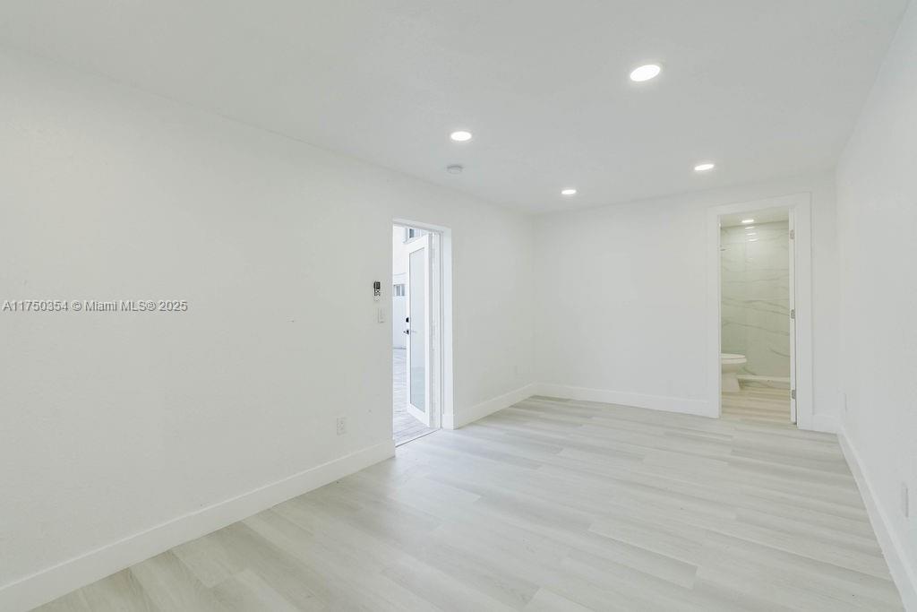 EAST VEDADO - Residential