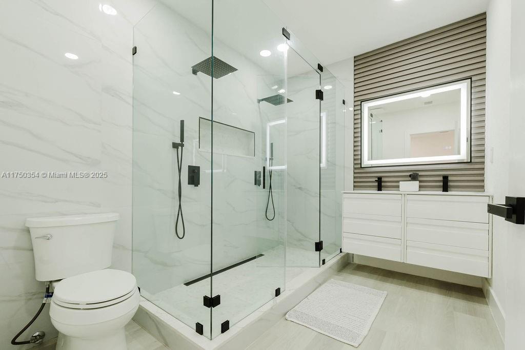 EAST VEDADO - Residential