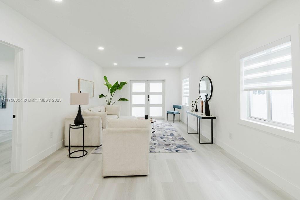 EAST VEDADO - Residential