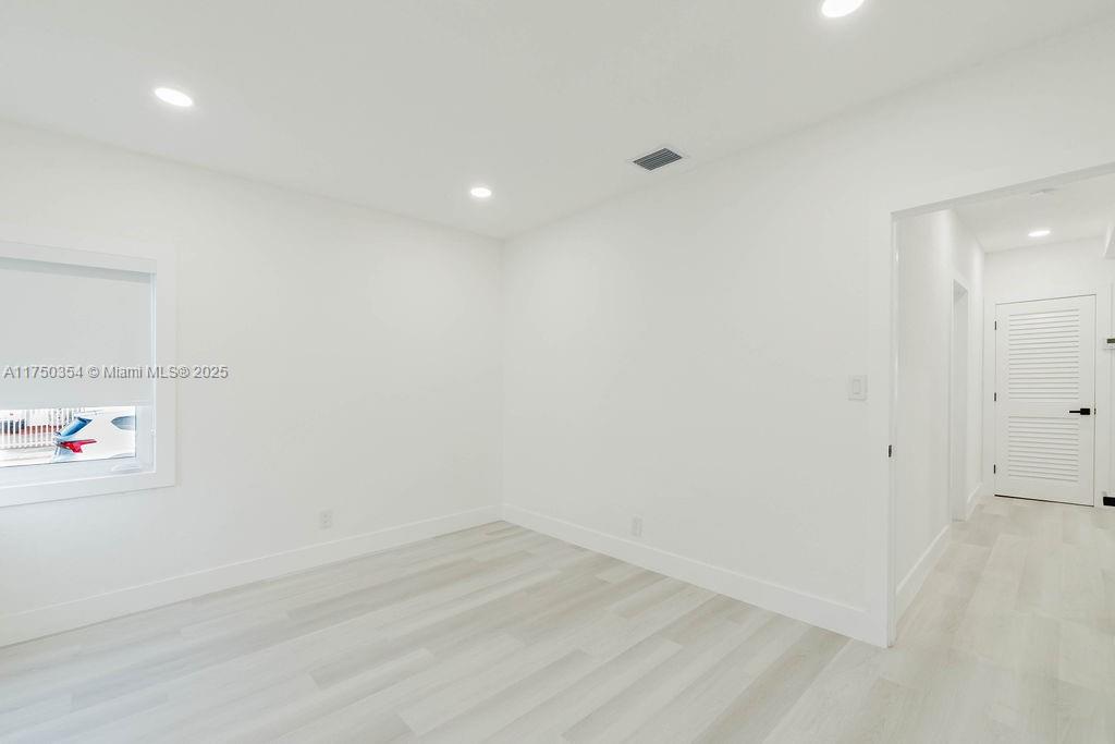 EAST VEDADO - Residential