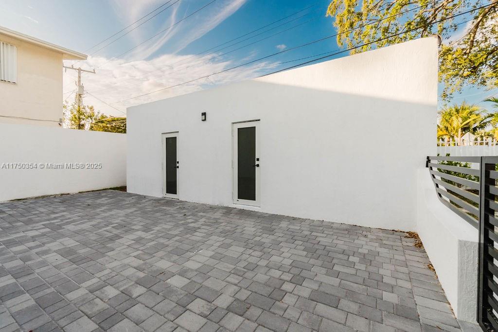 EAST VEDADO - Residential