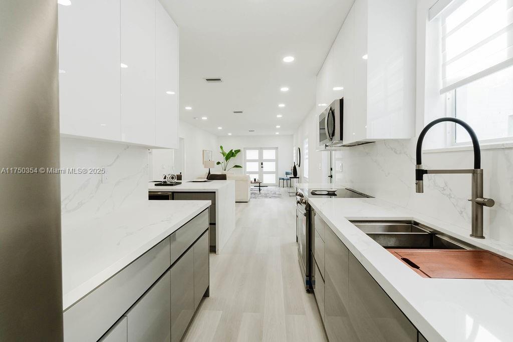 EAST VEDADO - Residential