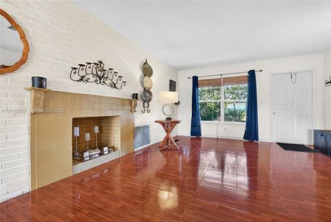 Tiny photo for 234 SE 3rd Ter, Dania Beach, FL 33004 (MLS # A12010209)