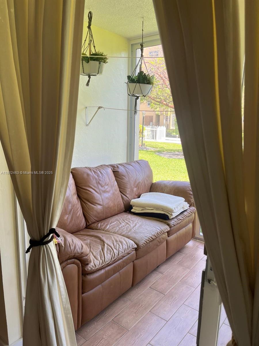 MEADOWBROOK TOWERS CONDO - Residential