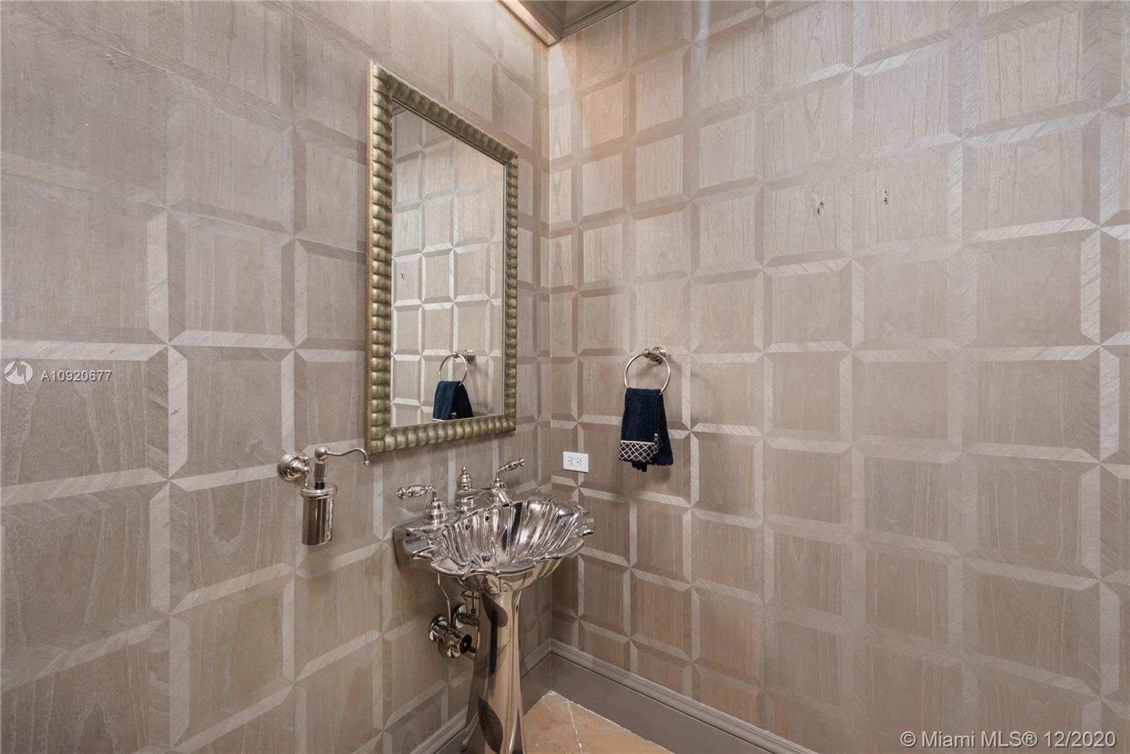 5100 BAYVIEW AT FISHER IS - Residential