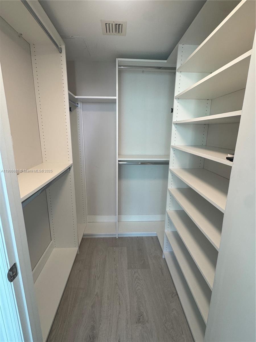 500 BRICKELL EAST CONDO - Residential Lease