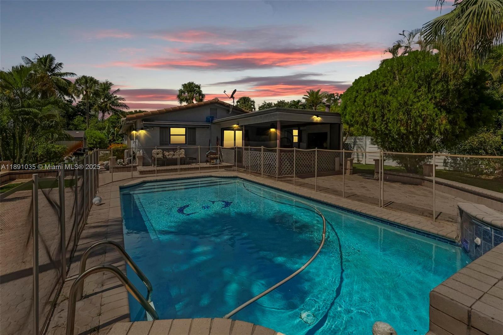 RAMBLEWOOD - Residential