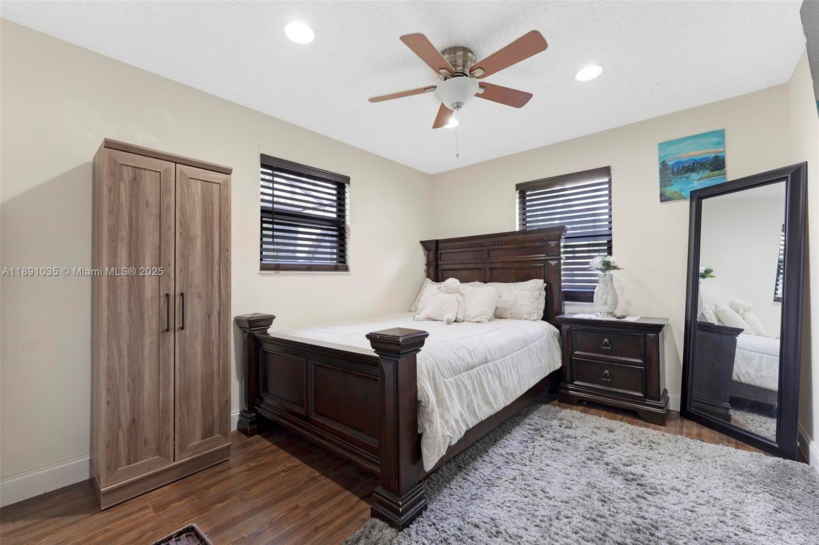 RAMBLEWOOD - Residential