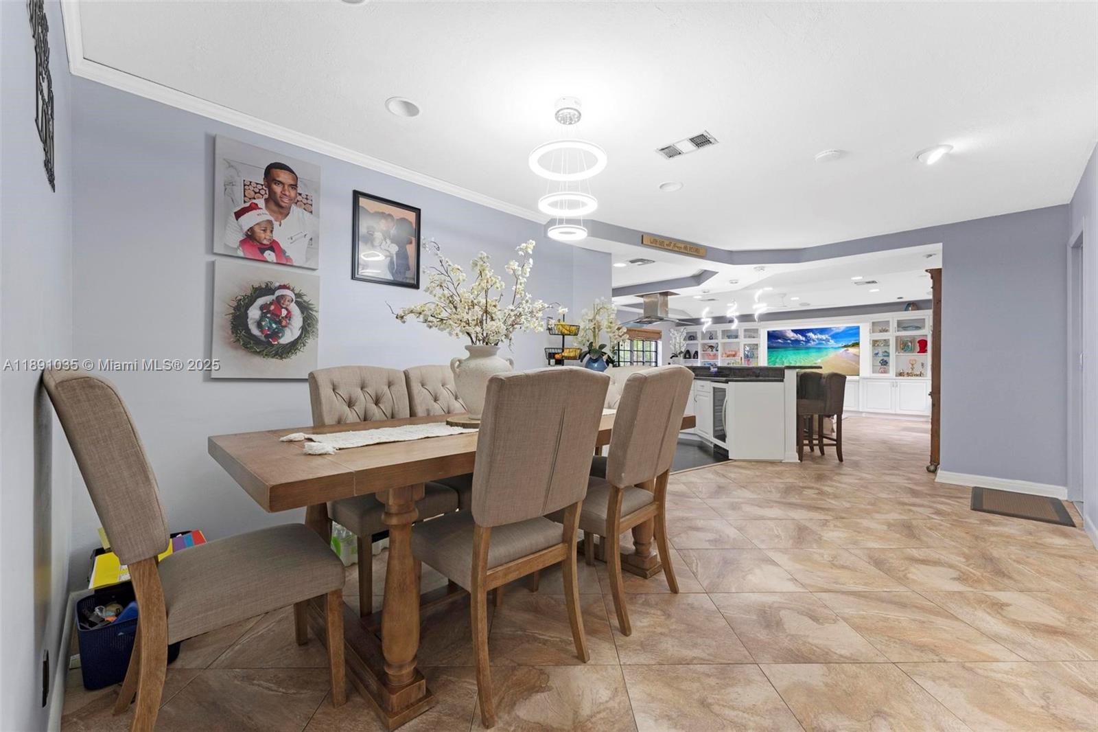 RAMBLEWOOD - Residential