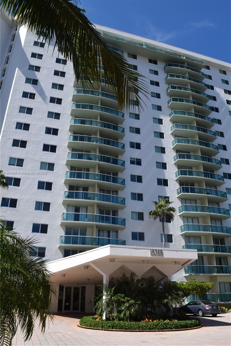 Rental Property at 19380 Collins Ave 303, Sunny Isles Beach, Miami-Dade County, Florida - Bedrooms: 2 
Bathrooms: 2  - $3,250 MO.