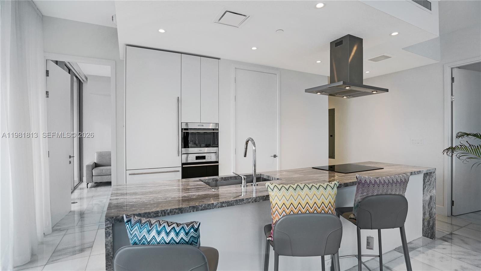 ESCOTTONIA PARK - Residential