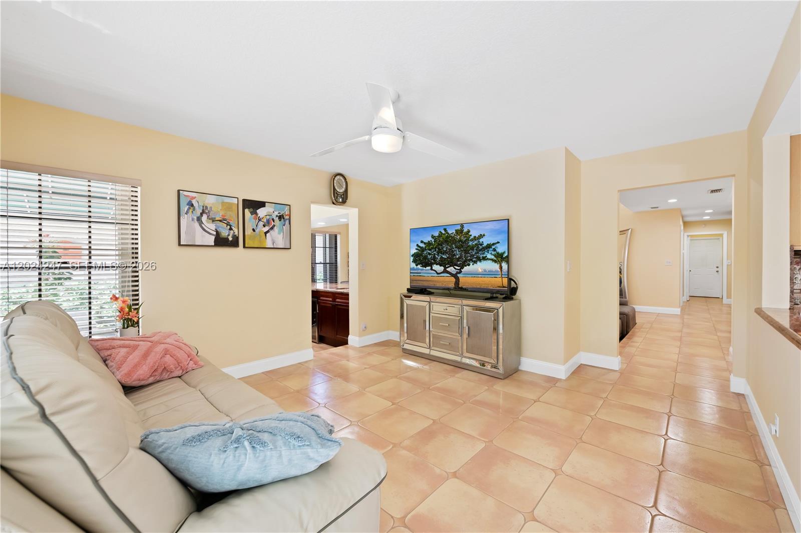 TOWN PLACE CLUB VILLAS - Residential