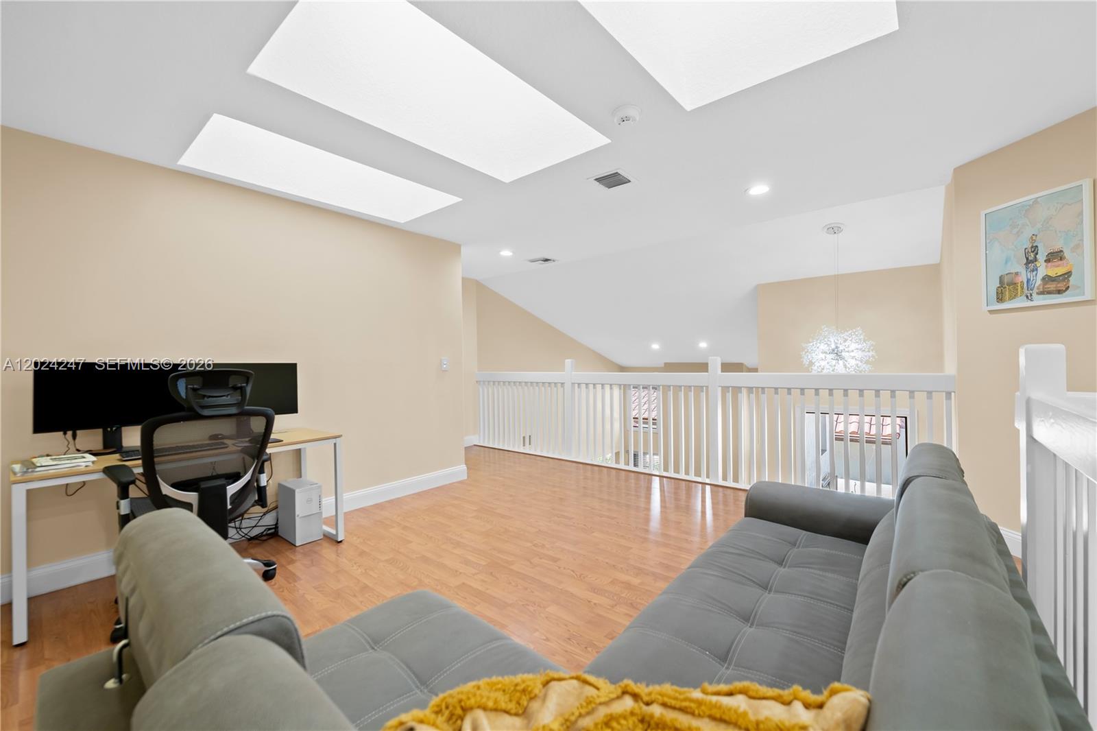 TOWN PLACE CLUB VILLAS - Residential