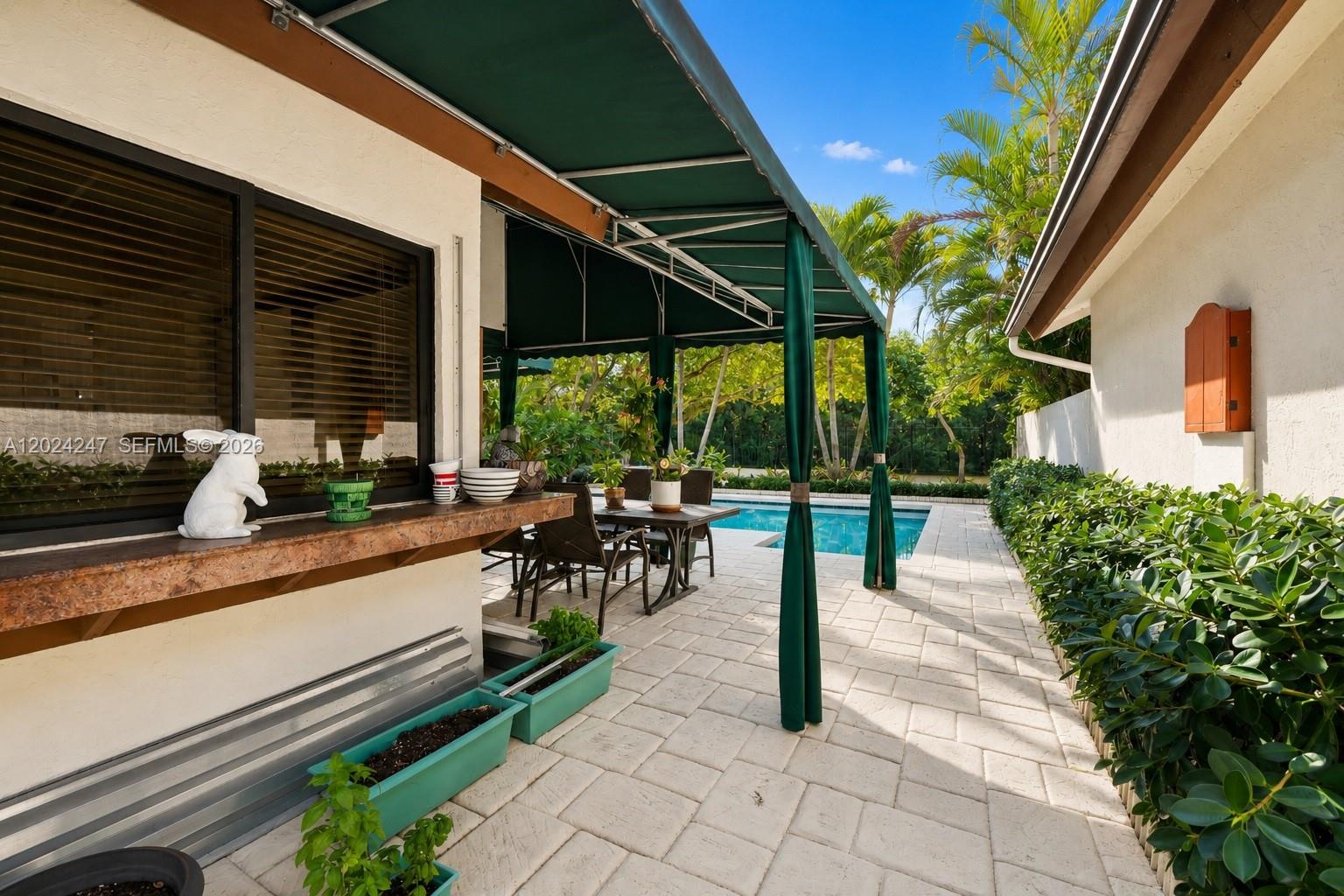 21718 Club Villa Ter, Boca Raton, FL, 33433/$1,277,000 3 21718 Club Villa Ter