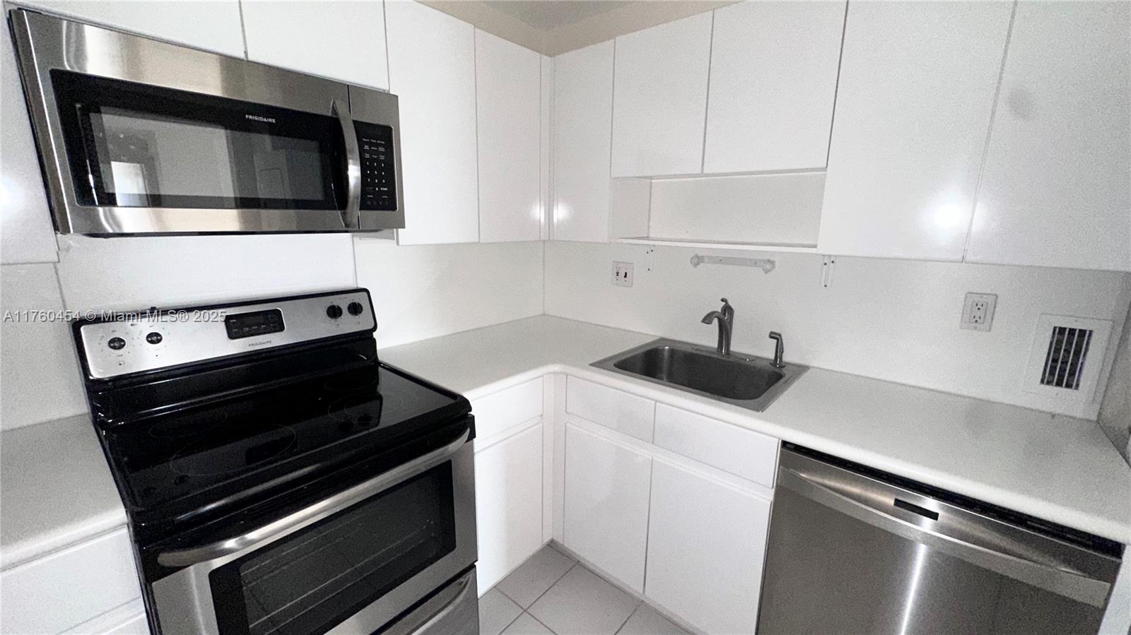 GABLES PLAZA CONDO - Residential
