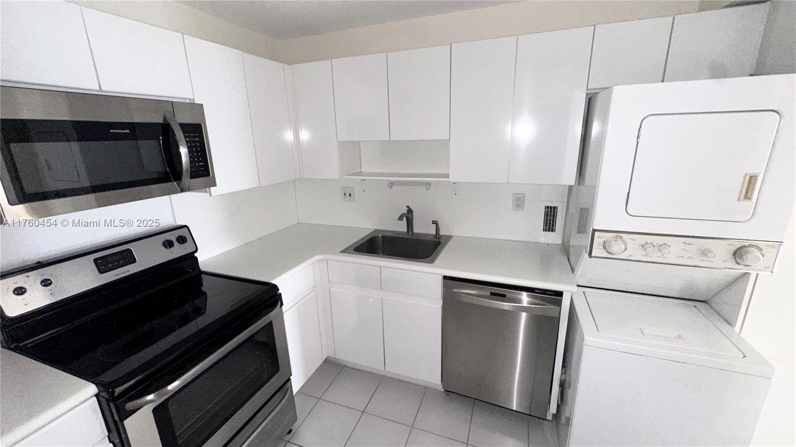 GABLES PLAZA CONDO - Residential