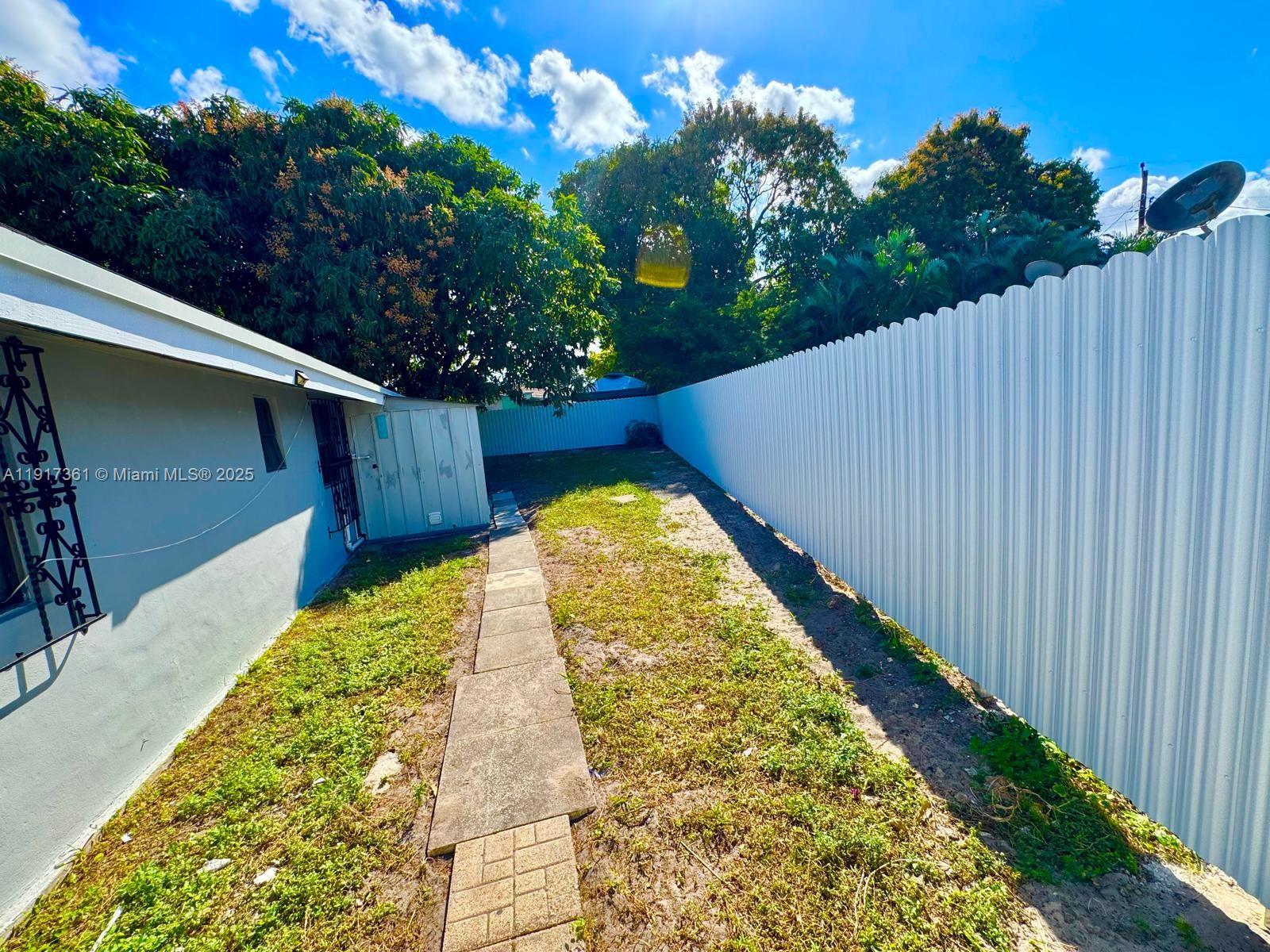 ESSEX VILLAGE 5TH ADDN - Residential