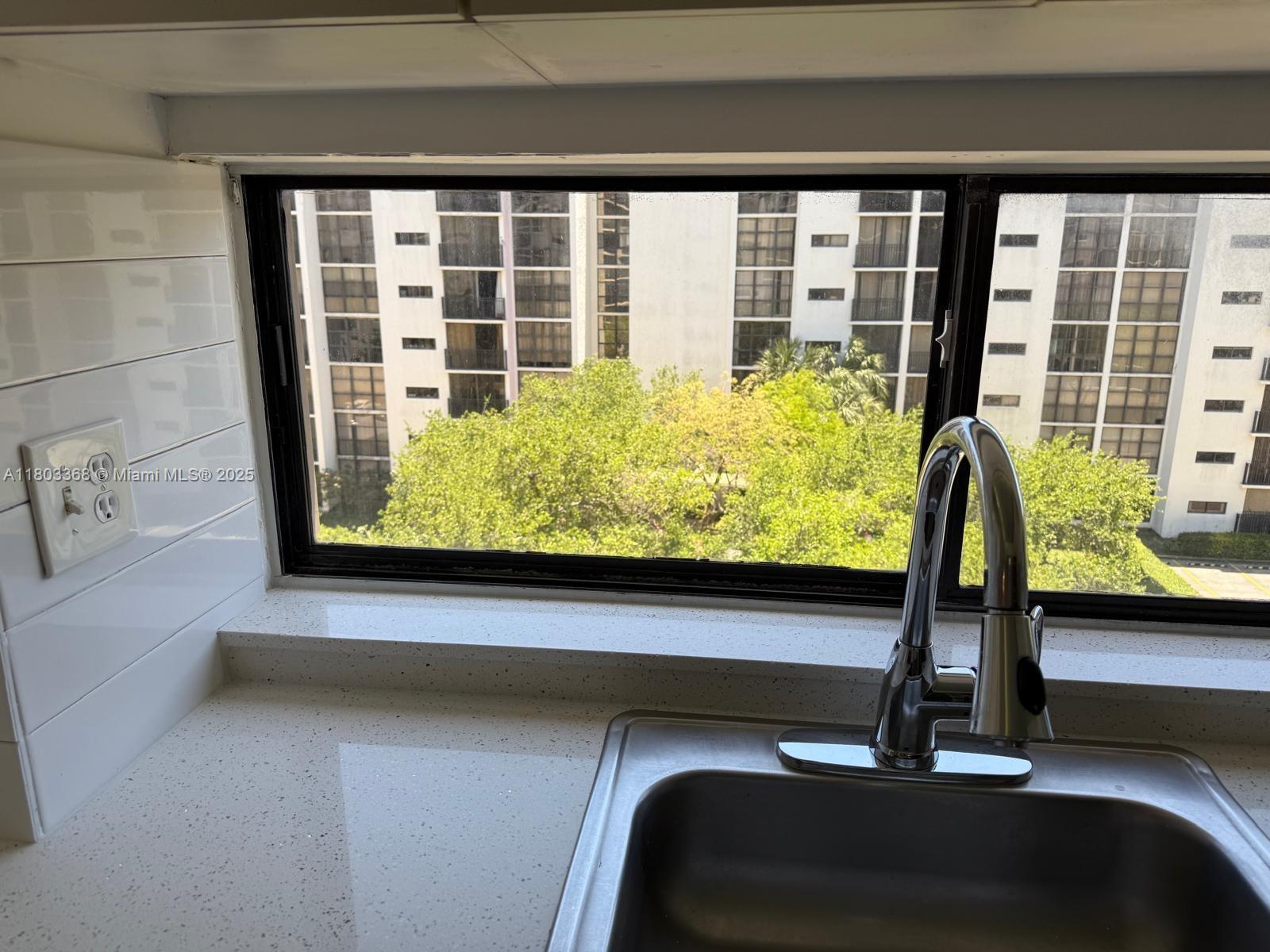PLAZA OF AMERICAS CONDO - Residential
