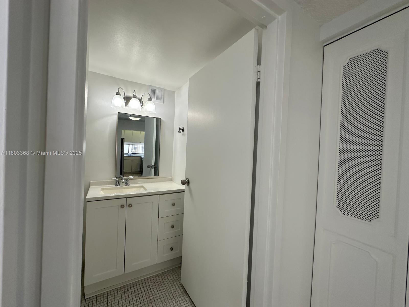 PLAZA OF AMERICAS CONDO - Residential
