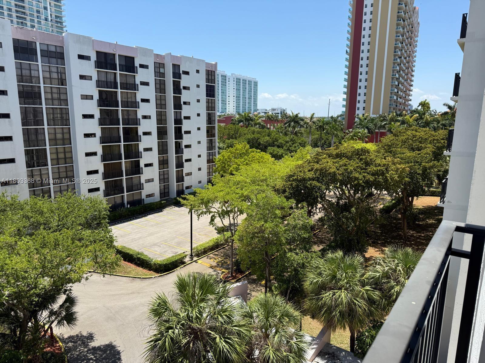 PLAZA OF AMERICAS CONDO - Residential