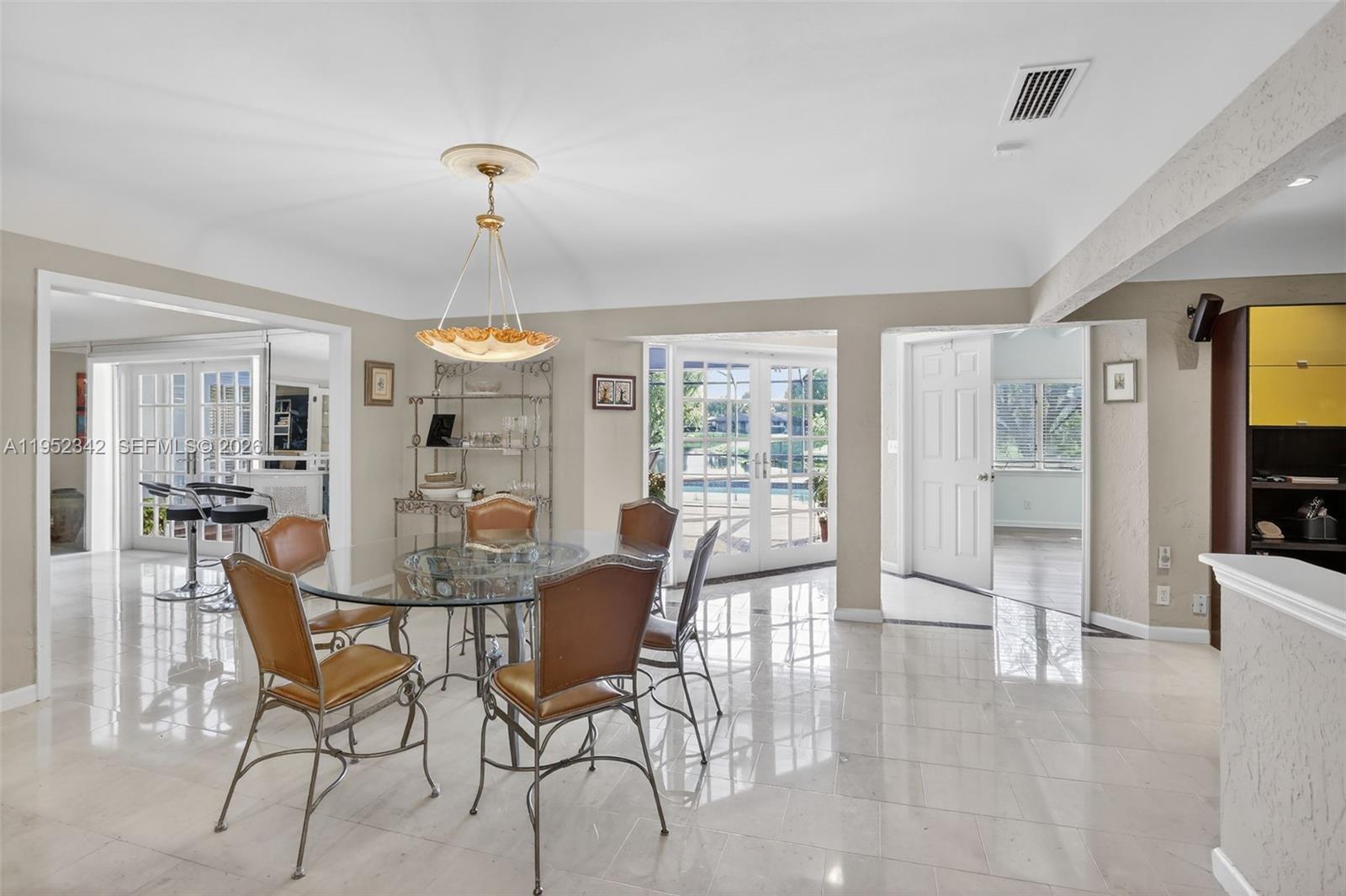 JACARANDA AREA 12-C - Residential