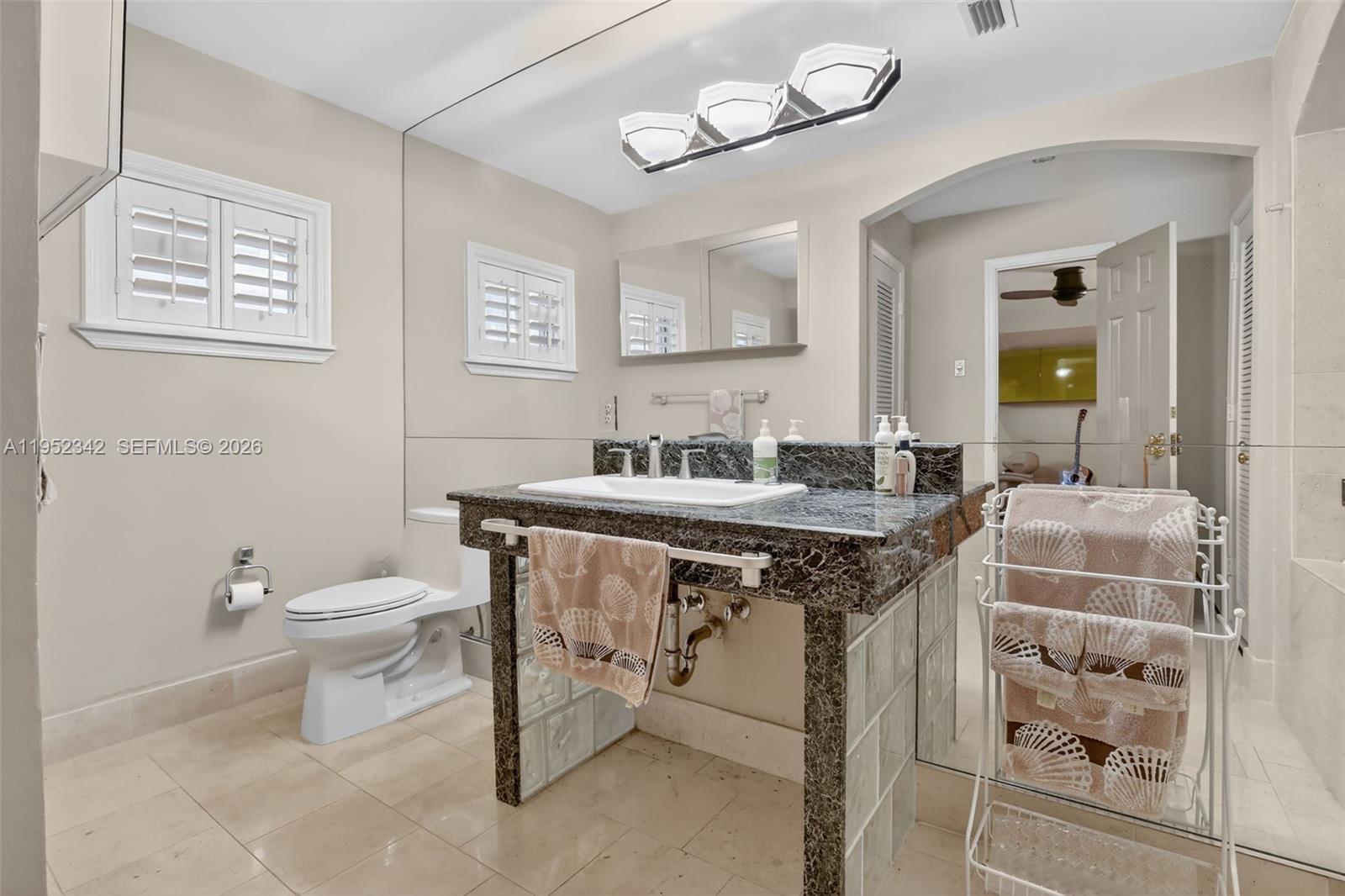 JACARANDA AREA 12-C - Residential