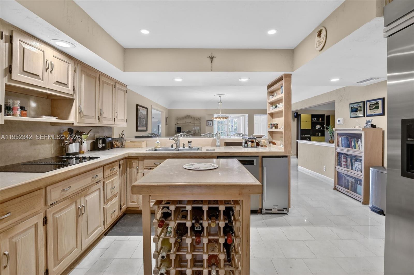 JACARANDA AREA 12-C - Residential