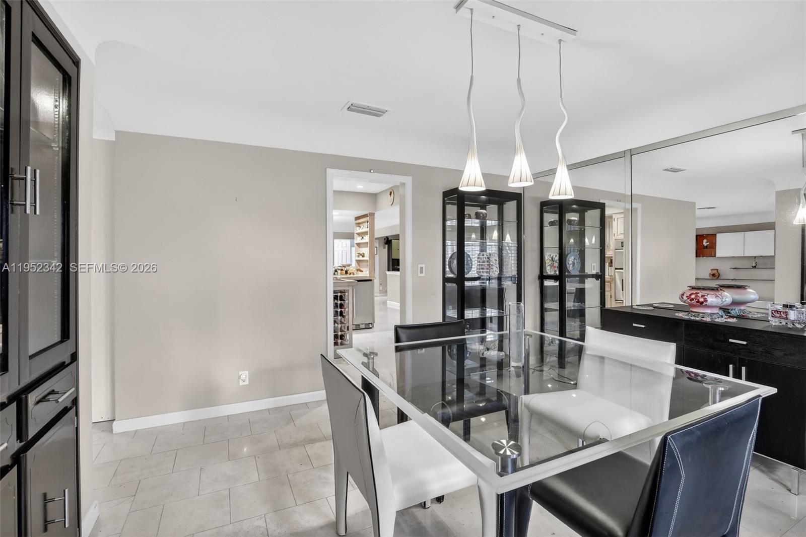 JACARANDA AREA 12-C - Residential