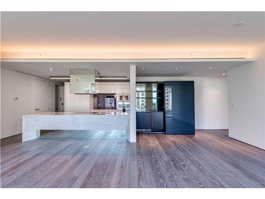 Glass at 120 Ocean Drive designed by Rene Gonzalez consists of ten full floor units affording 360 degree views. A total of 3,946sf with 1,938 interior and 2,008 exterior square feet offering an all Calcutta marble kitchen with Gaggenau and Sub-Zero appliances, oak wood floors with floating walls and a master bathroom made with floor to ceiling Arrabescato marble. Glass is an extraordinary new development including white glove concierge services, beach service, a beautifully landscaped pool area and gym.