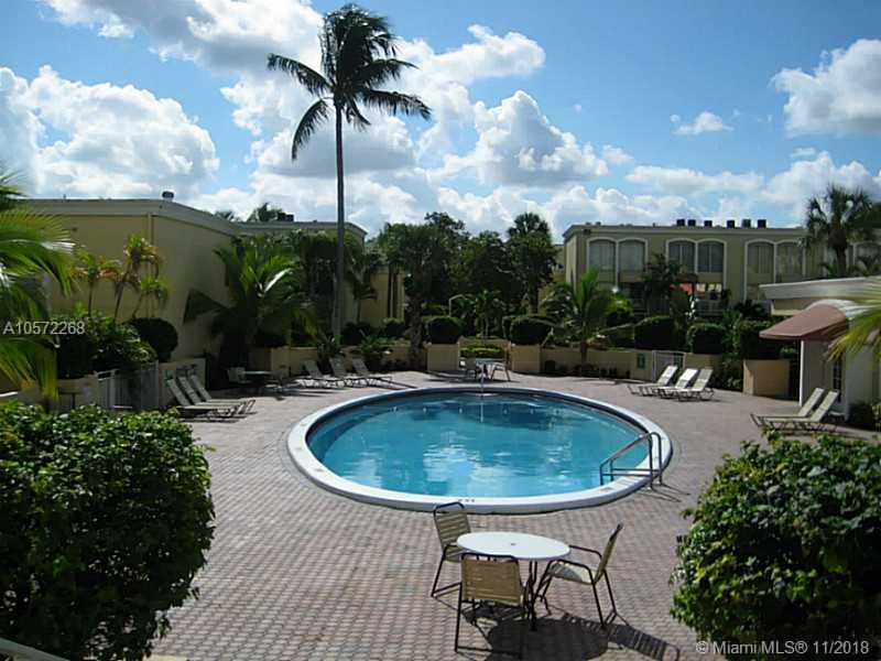 VENETIAN GARDENS - Residential Lease