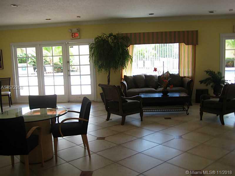 VENETIAN GARDENS - Residential Lease